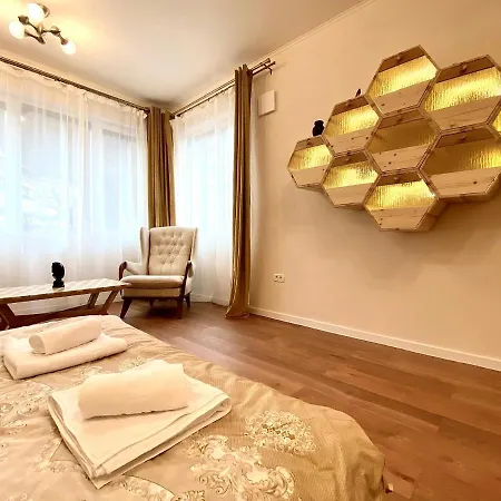 180-degree & Forest View Apartment *